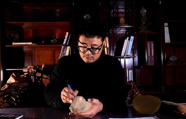 东海水晶线上人气旺 抖音电商助力非遗拓宽传承路(图2)